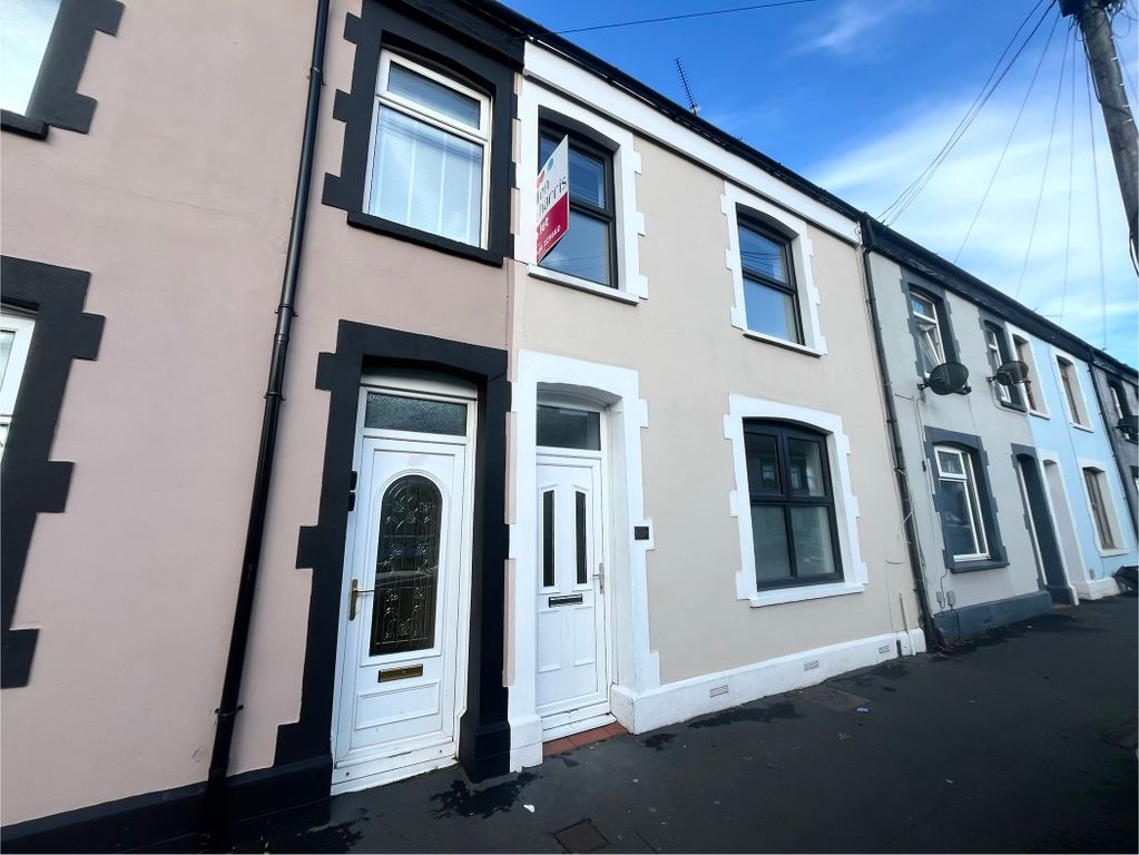 Property photo 1 of 11 View