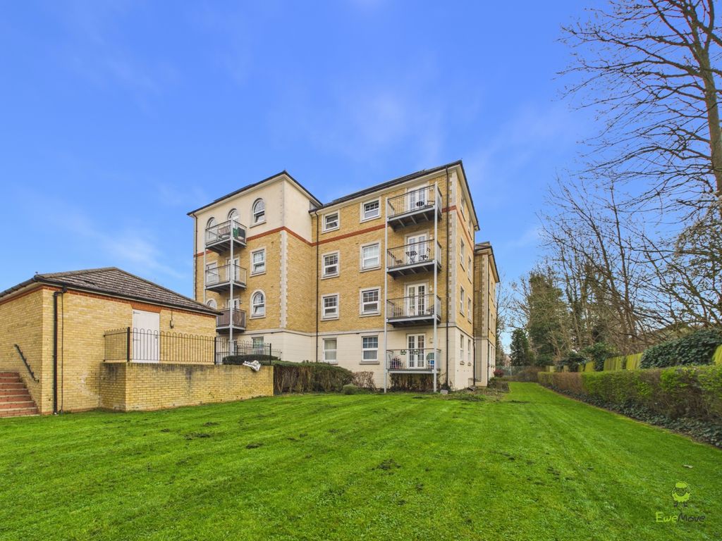 Property photo 1 of 7 Cam03779G0-Pr0356-Still014