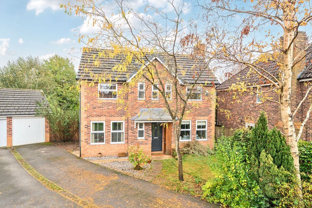 Property photo 1 of 25