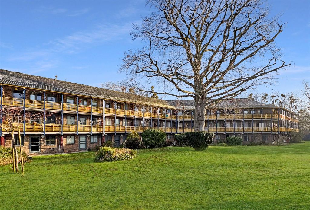 Property photo 1 of 12 1F664370B6058B5B55c1Ff1482Fbd55A0676Eb84.Jpg