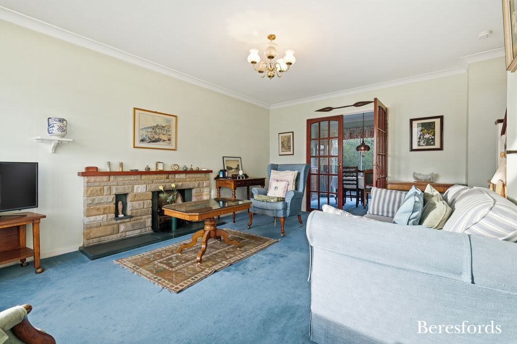 Property photo 2 of 20 Picture No. 37