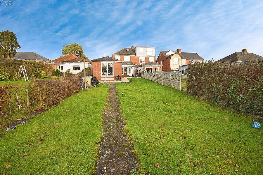 Property photo 3 of 20