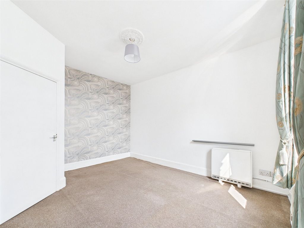 Property photo 3 of 13 Flat A Living Room