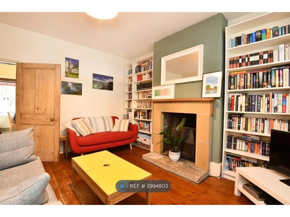 Property photo 3 of 12