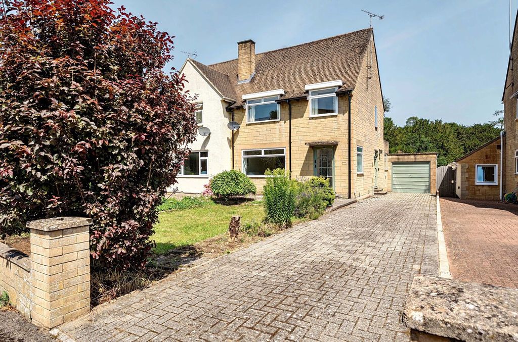 Property photo 1 of 19 External