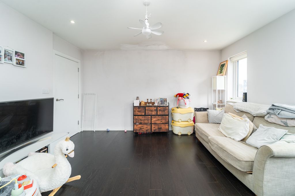 Property photo 2 of 9 Ndb09469-Edit