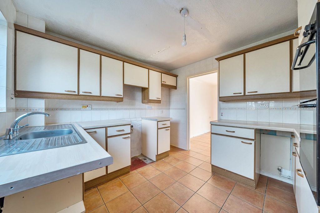 Property photo 3 of 18 1410718-1-69Bd6F7d8B1A4.Jpg