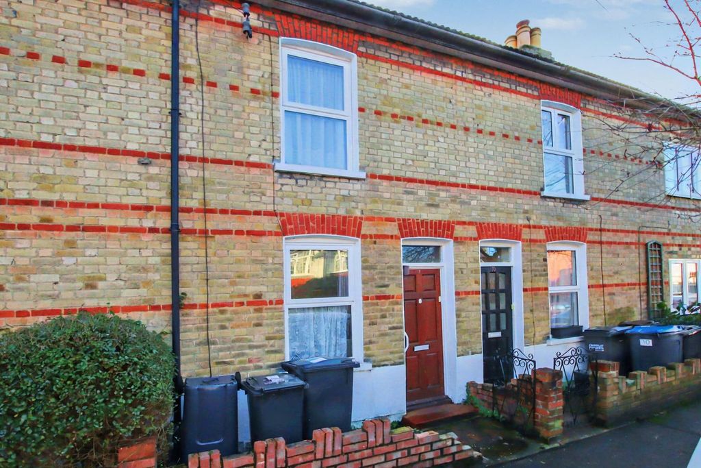 Property photo 1 of 9