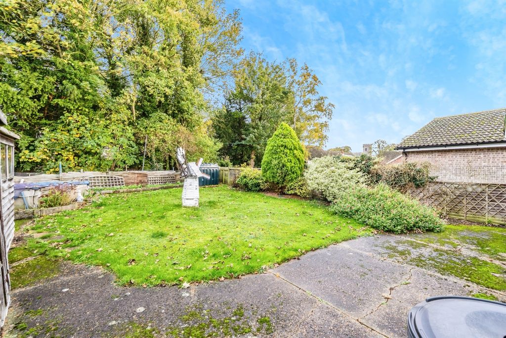 Property photo 2 of 16