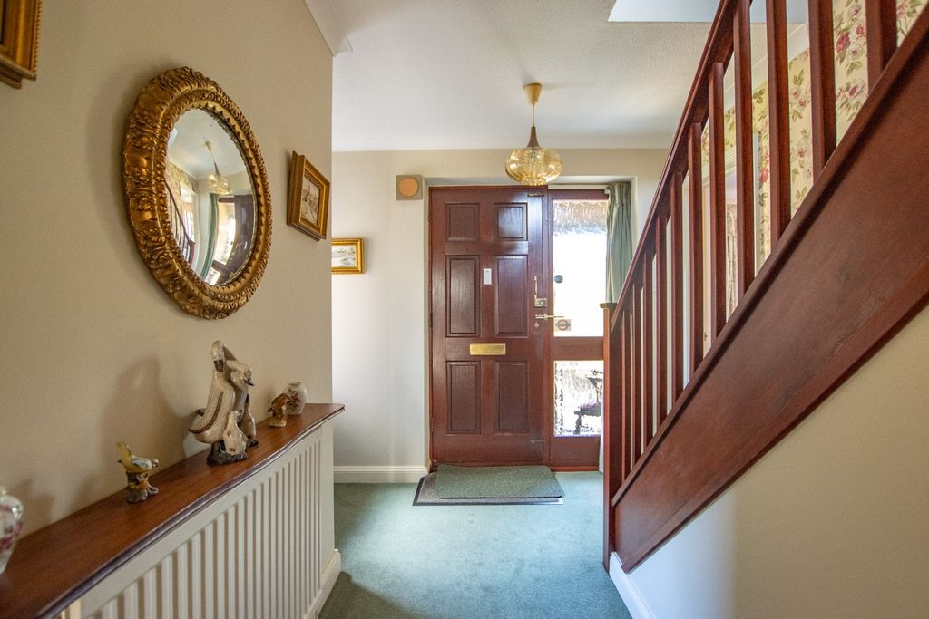 Property photo 3 of 34 5171603