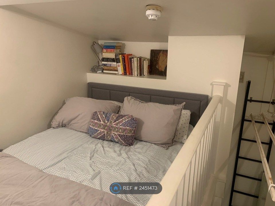 Property photo 1 of 4