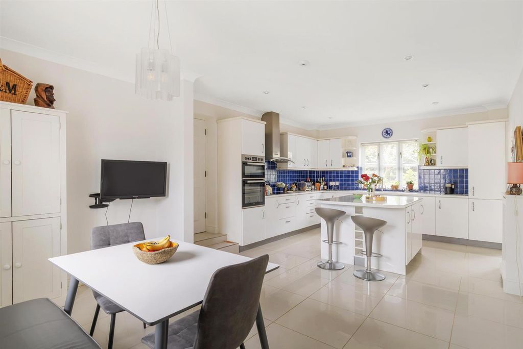 Property photo 2 of 26 010A1329.Jpg