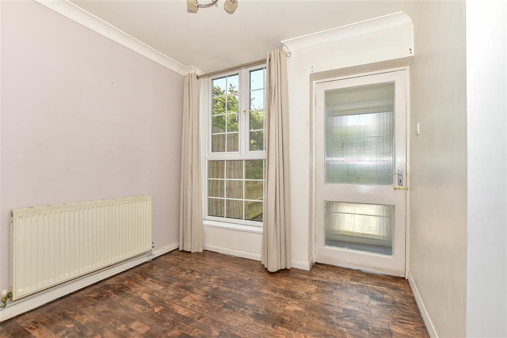 Property photo 1 of 9 Dining Area