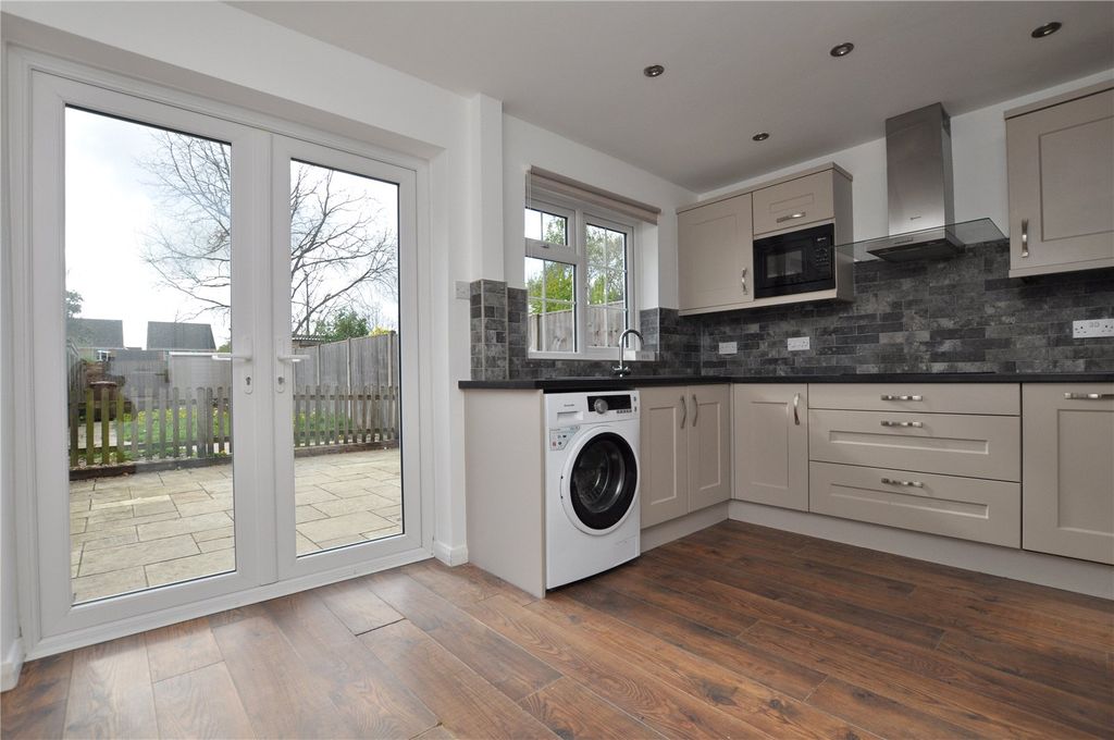 Property photo 2 of 10 Picture No. 03