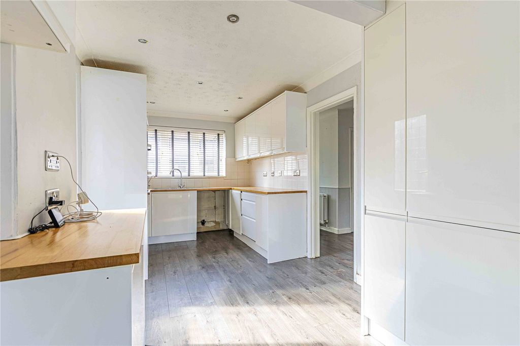 Property photo 2 of 18 Picture No. 02