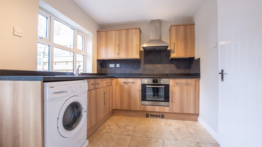 Property photo 3 of 8 Dsc00786.Jpg