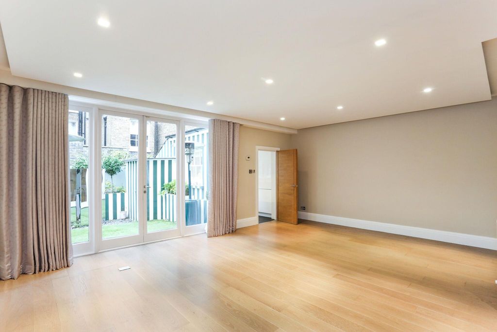 Property photo 3 of 9 Image