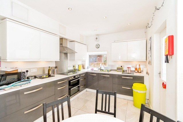 Property photo 2 of 11 Picture No. 02