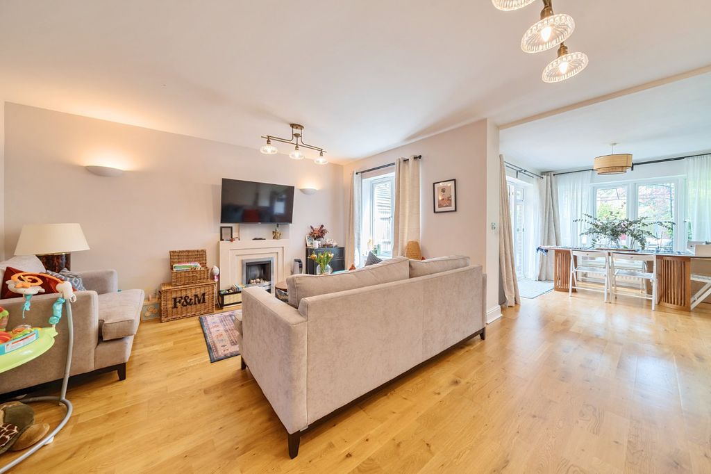 Property photo 2 of 10 Picture No. 04