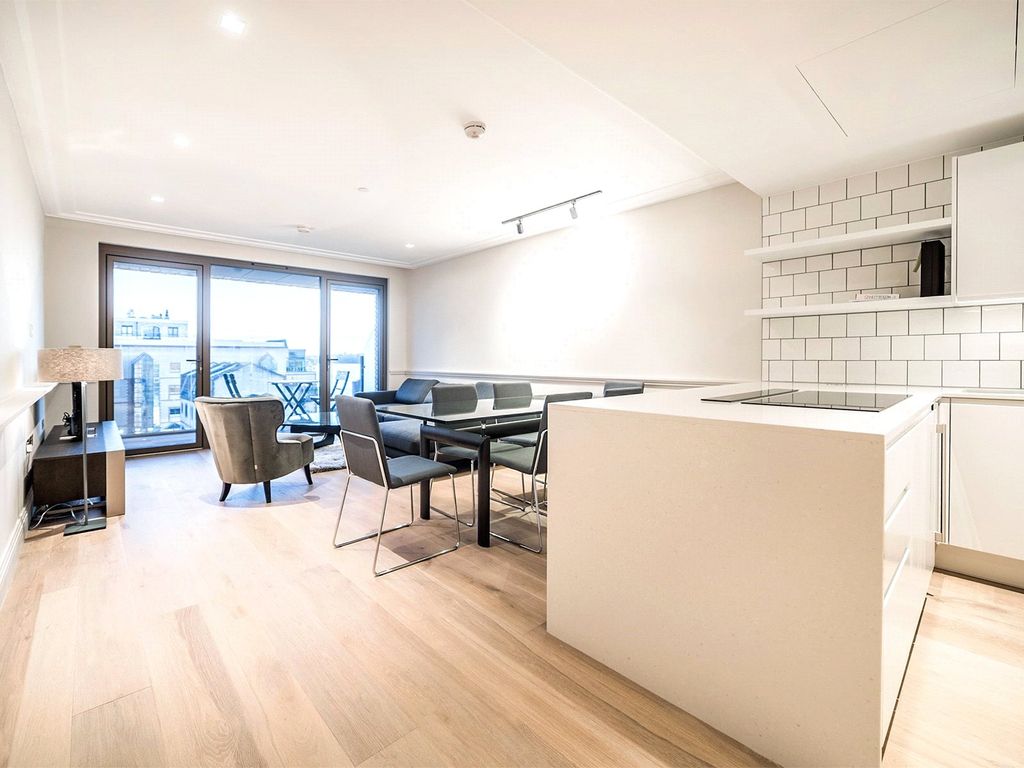 Property photo 2 of 16 Queens's Wharf