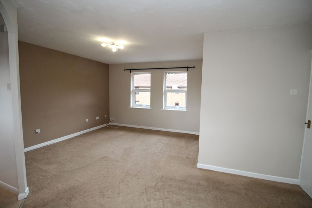 Property photo 3 of 10 Lounge Area View 1