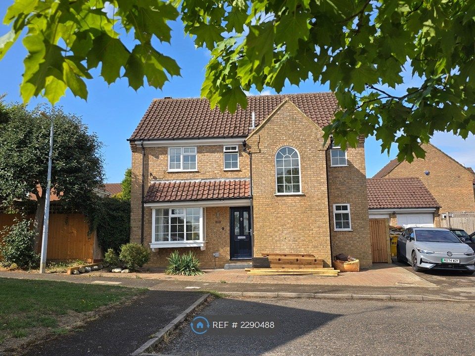 Property photo 2 of 35