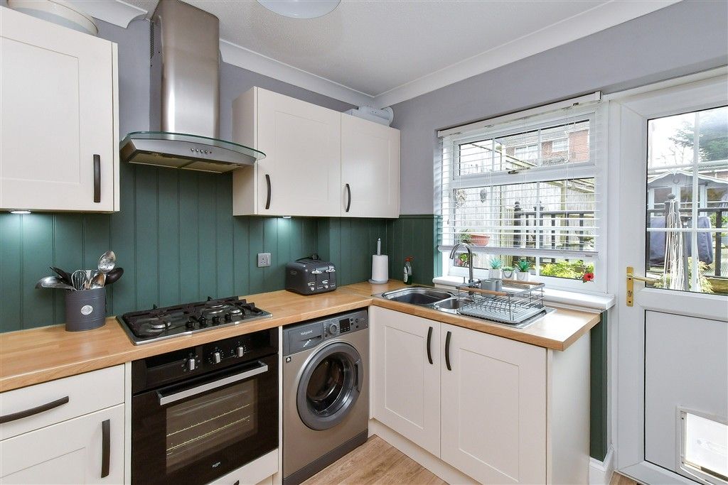 Property photo 3 of 13 Kitchen