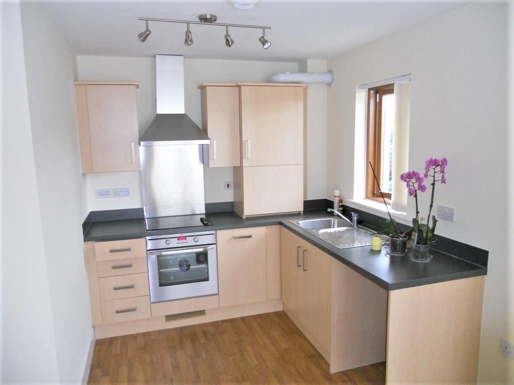 Property photo 2 of 5 Kitchen