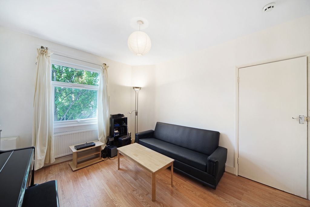 Property photo 2 of 6