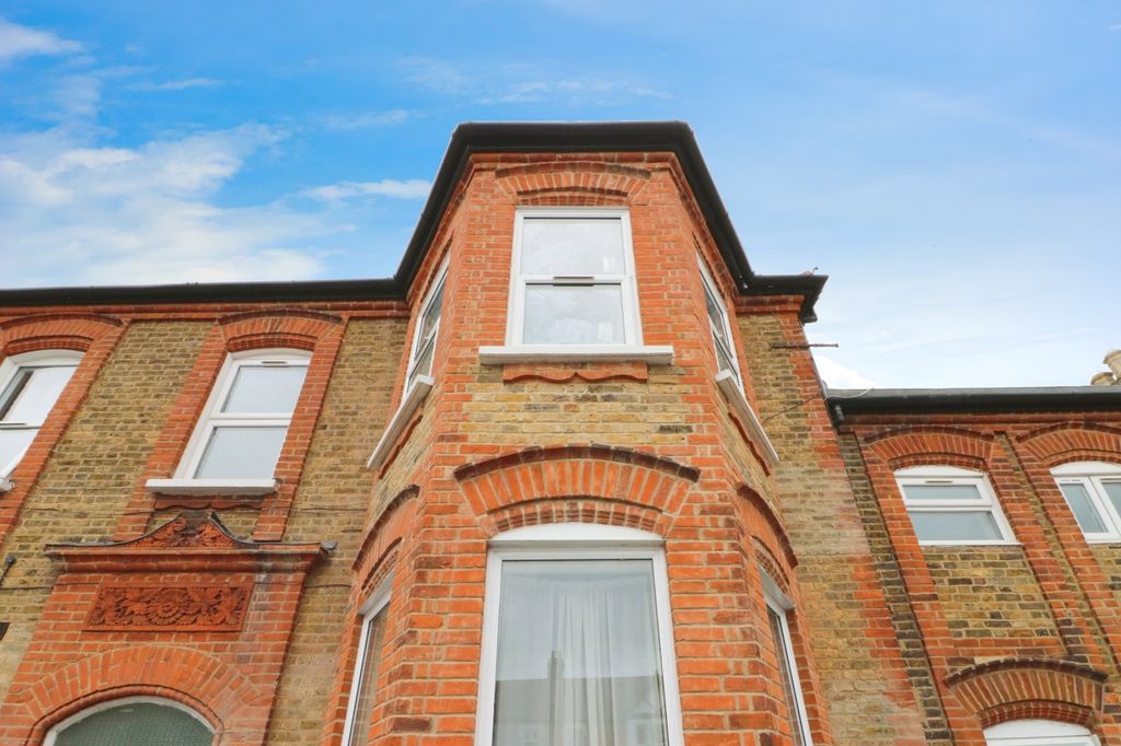 Property photo 3 of 15 Picture No. 07