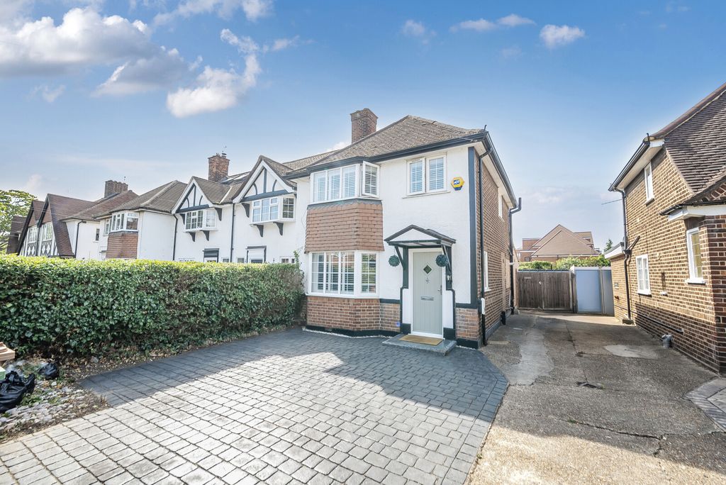 Property photo 1 of 21 1318765-18-68681F...