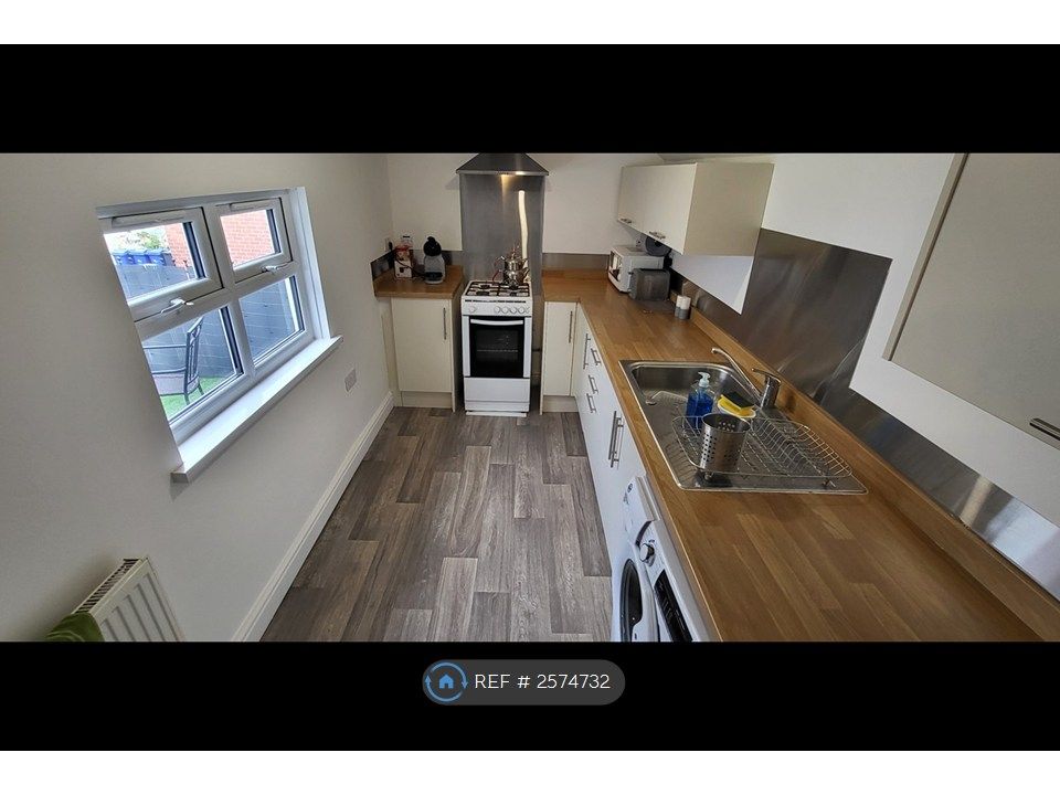 Property photo 3 of 16