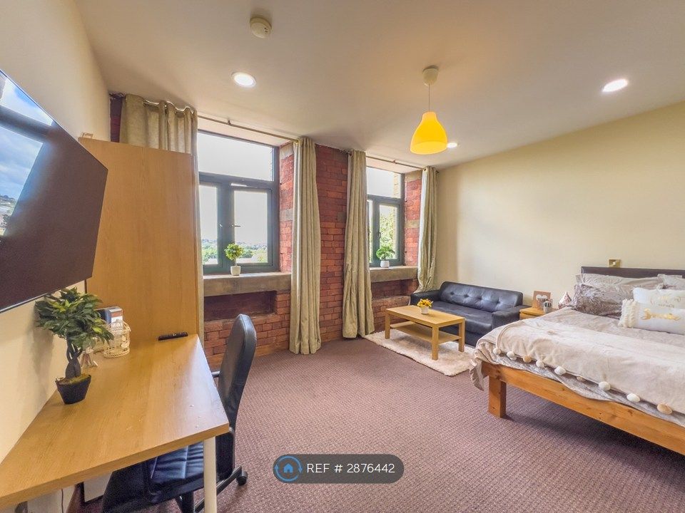 Property photo 1 of 5