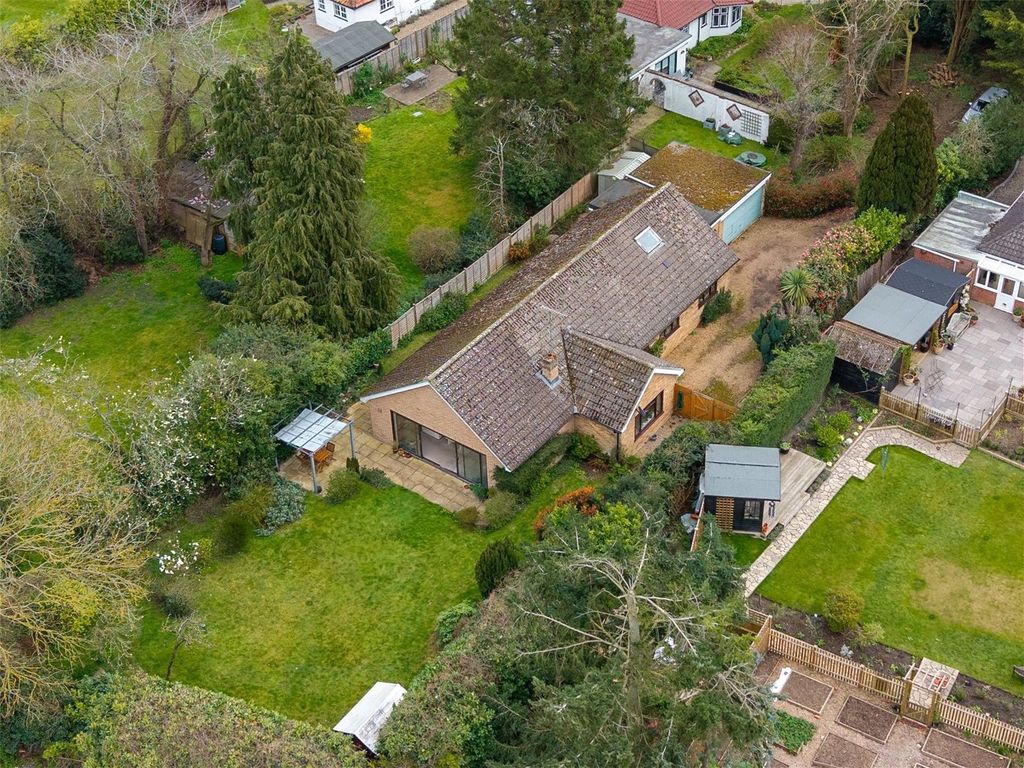 Property photo 3 of 27 Picture No. 33
