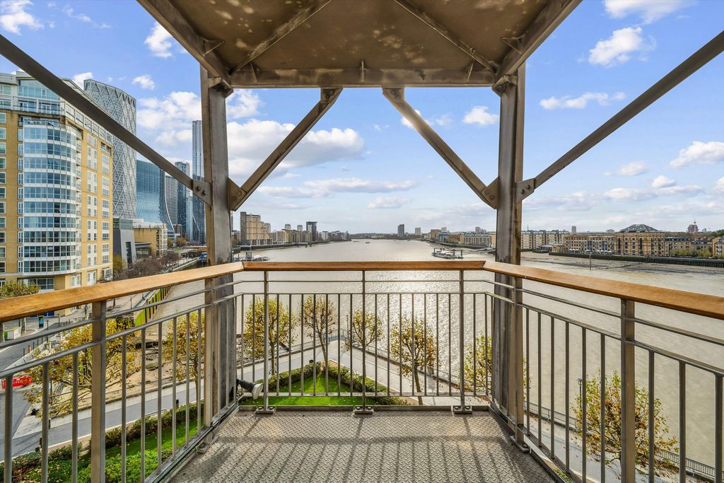 Property photo 1 of 12 Image