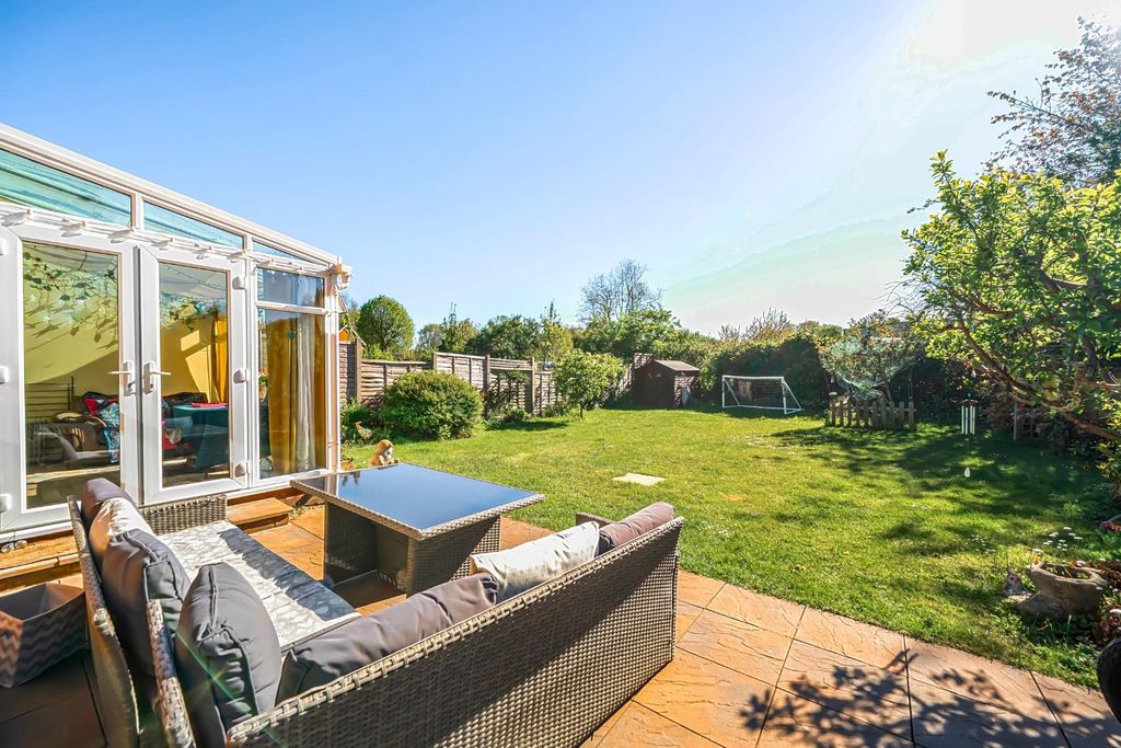 Property photo 2 of 22 1449064-7-69Eb8d969d6F4.Jpg