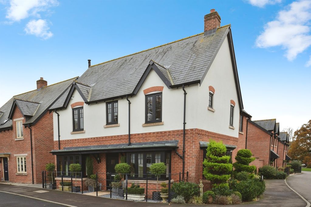 Property photo 1 of 34