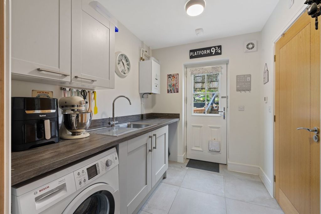 Additional image 13 of 4 bed detached house for saleTanners Reach, Petersfield, Hampshire GU32