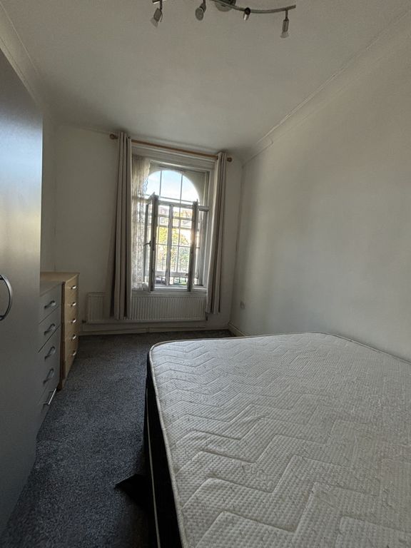 Property photo 2 of 4