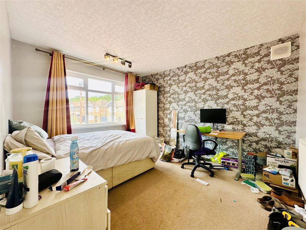 Property photo 2 of 11 Image00002.Jpeg