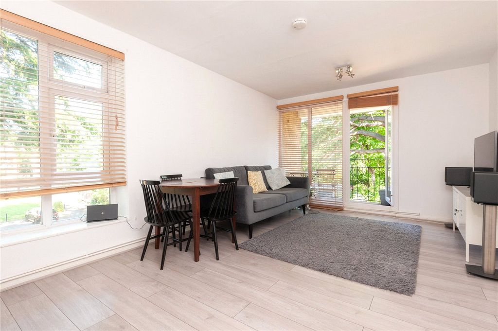 Property photo 2 of 11 Picture No. 10