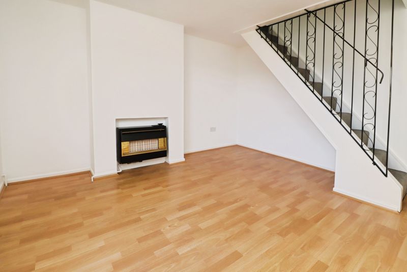 Property photo 2 of 12 Photo 9