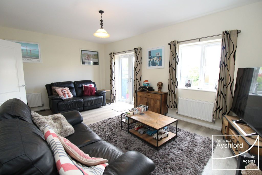 Property photo 3 of 27
