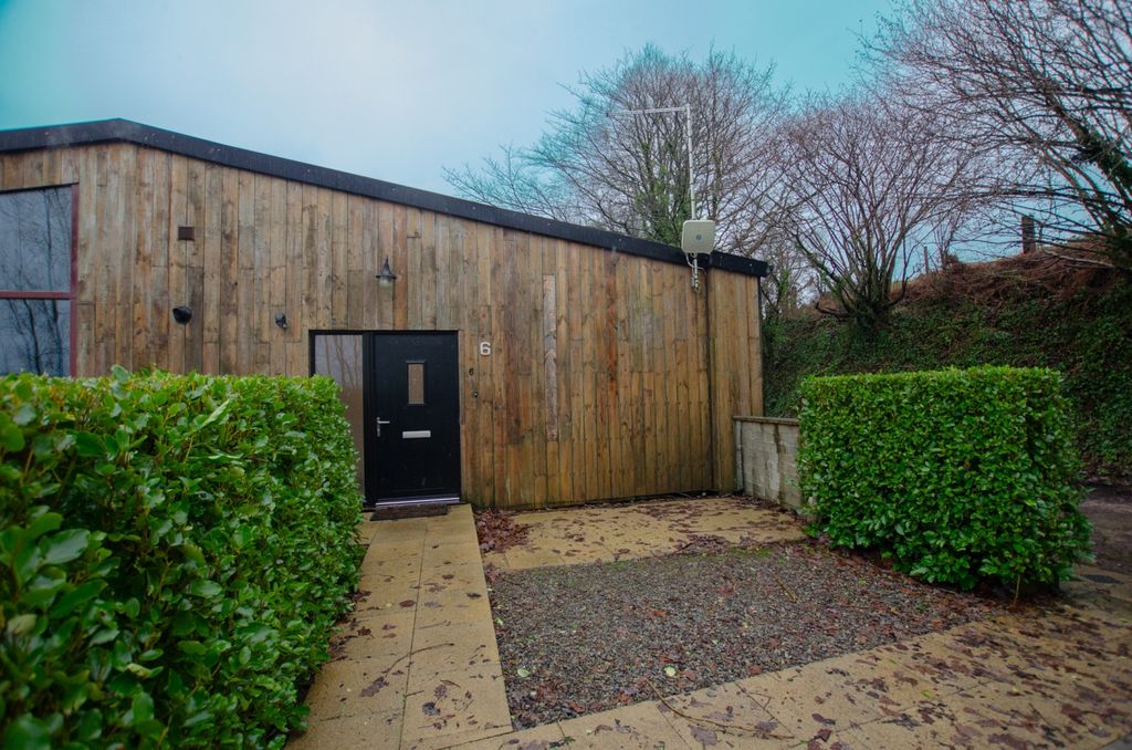 Property photo 1 of 12 6 Higher Trewrong-02