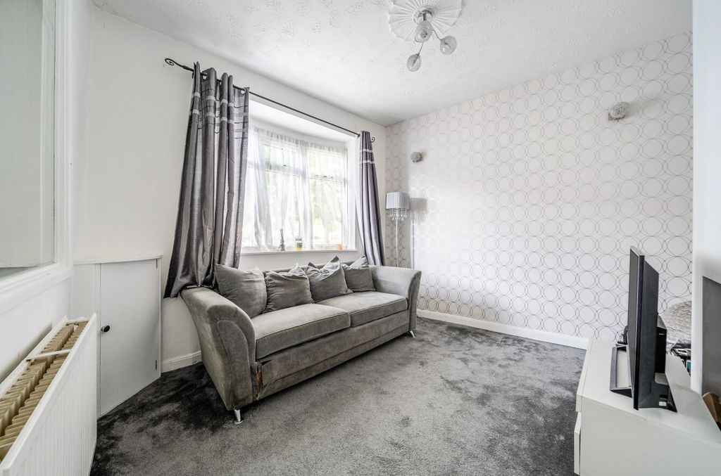 Property photo 2 of 14 1486611-3-6A4d30B...