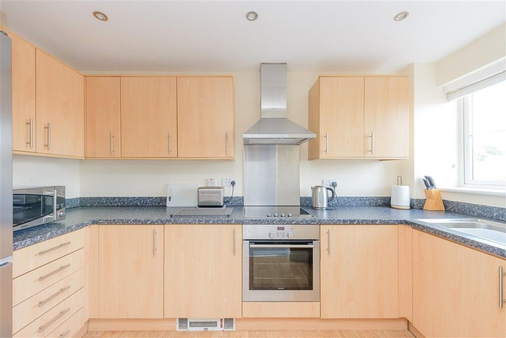 Property photo 2 of 11 Kitchen