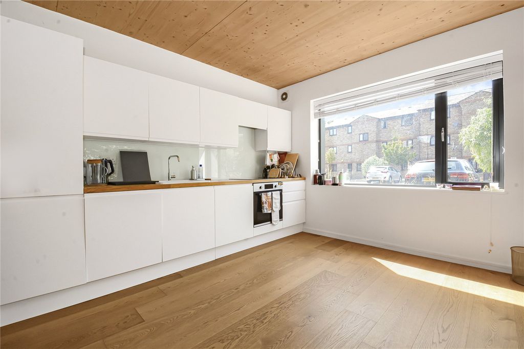 Property photo 2 of 11 Picture No. 06