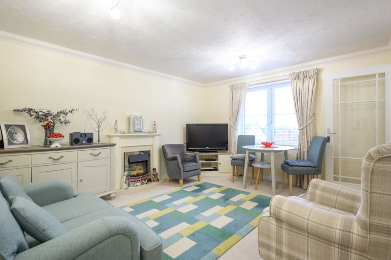 Property photo 3 of 6 Photo 6