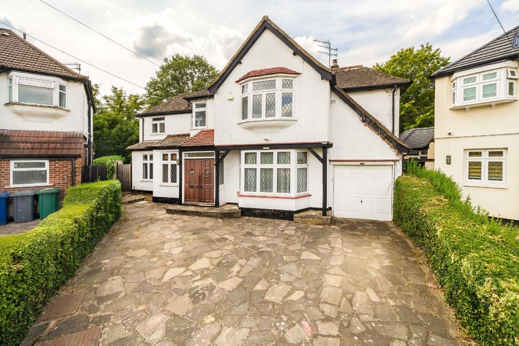 Property photo 1 of 15
