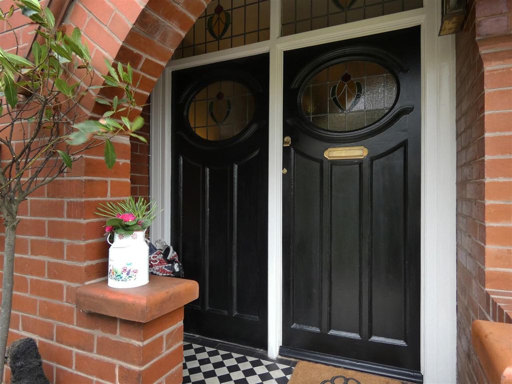 Property photo 3 of 29 Open Canopy Porch